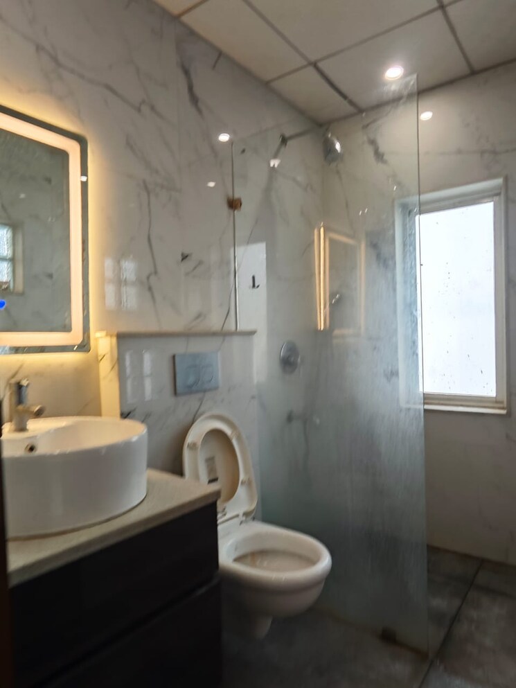 Bathroom, south city 1 3 Bedroom 2700 Sq.Ft. Builder Floor In South City 1 Gurgaon 9486041