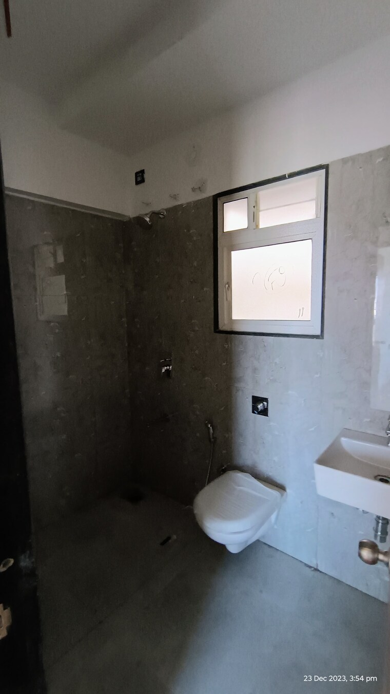 Bathroom, vtp-leonara 2 Bedroom 800 Sq.Ft. Apartment In Mahalunge Pune 9486036