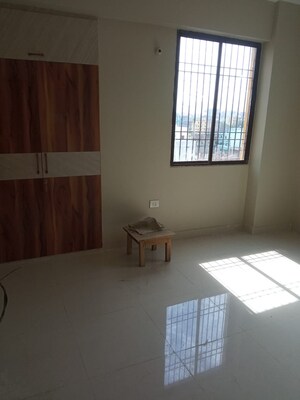 Room in 2 BHK Apartment at Rajendra Nagar – for Rent