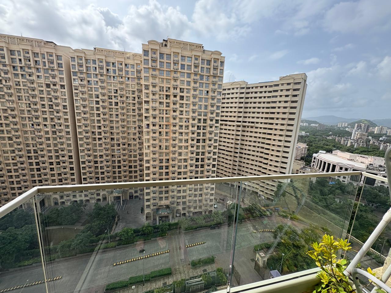 2 BHK 770 Sq.Ft. Apartment in Castle Rock