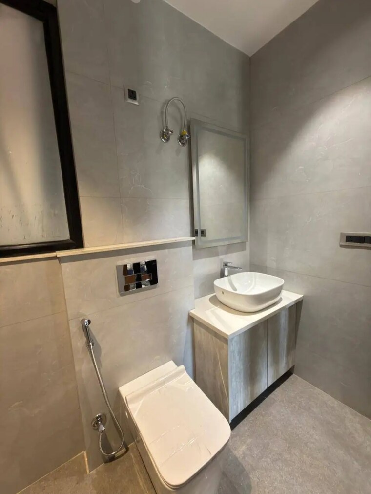 Bathroom, chattarpur 3 Bedroom 1250 Sq.Ft. Builder Floor In Chattarpur Delhi 9486077