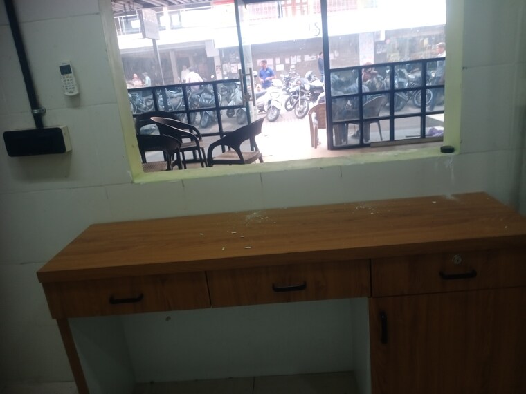 Kitchen, alkapuri Commercial Showroom 1200 Sq.Ft. In Alkapuri Vadodara 9486085