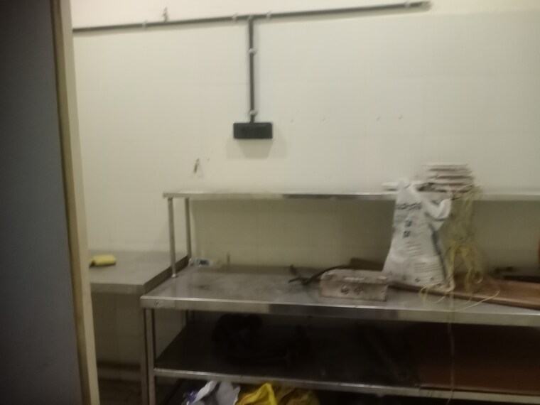 Kitchen, alkapuri Commercial Showroom 1200 Sq.Ft. In Alkapuri Vadodara 9486085