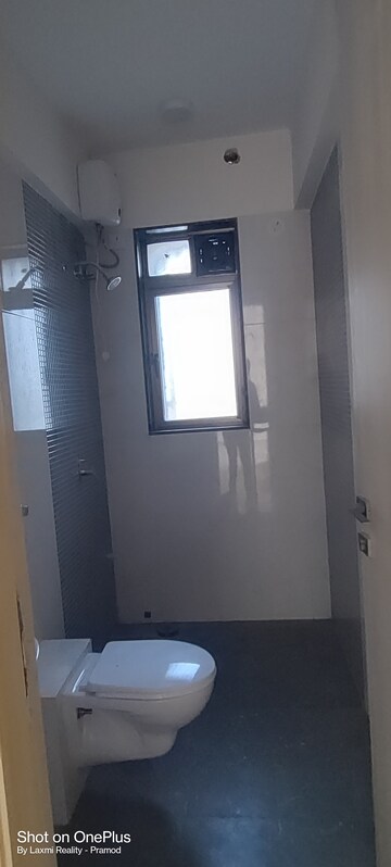 2 BHK Apartment For Rent in Rizvi Mansion, Mahim