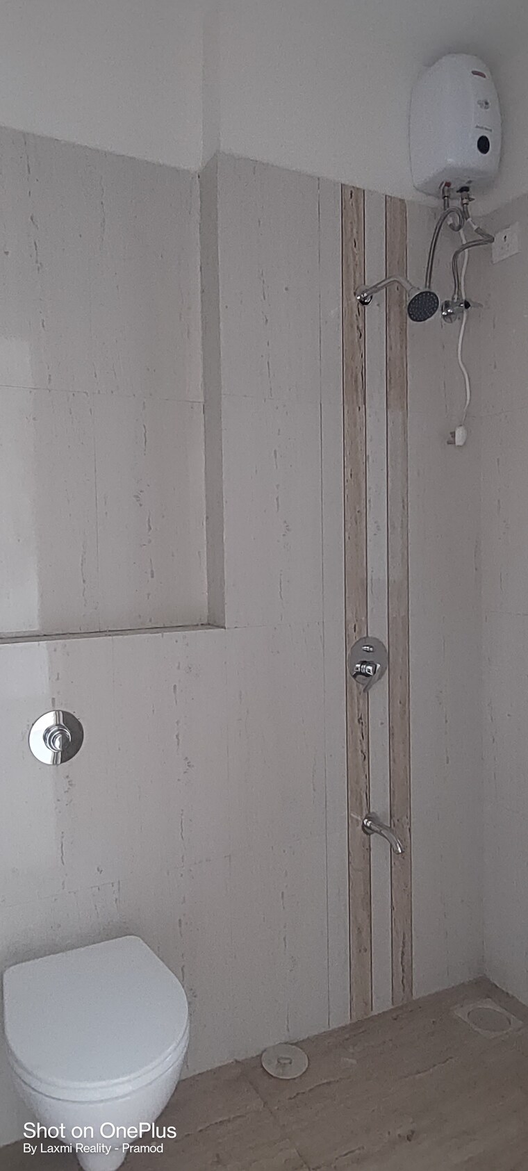 Bathroom, rizvi-mansion 2 Bedroom 918 Sq.Ft. Apartment In Mahim Mumbai 9486080