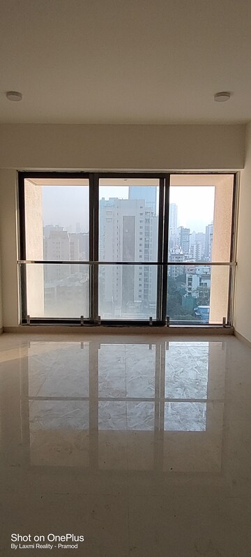 Room in 2 BHK Apartment at Rizvi Mansion, Mahim – for Rent