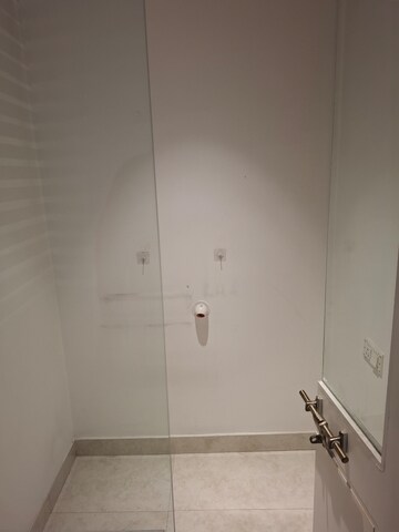 Room in 2 BHK Apartment at Banjara Hills – for Rent