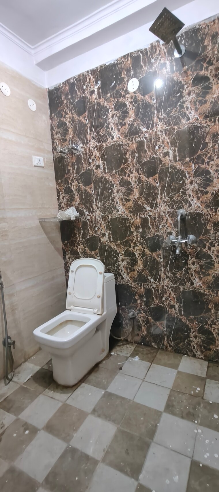 Bathroom, chattarpur 2 Bedroom 1200 Sq.Ft. Builder Floor In Chattarpur Delhi 9486095