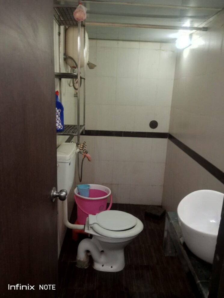 Attached Bathroom, palace-orchard-chs 4 Bedroom 2000 Sq.Ft. Villa In Mohammadwadi Pune 9486148