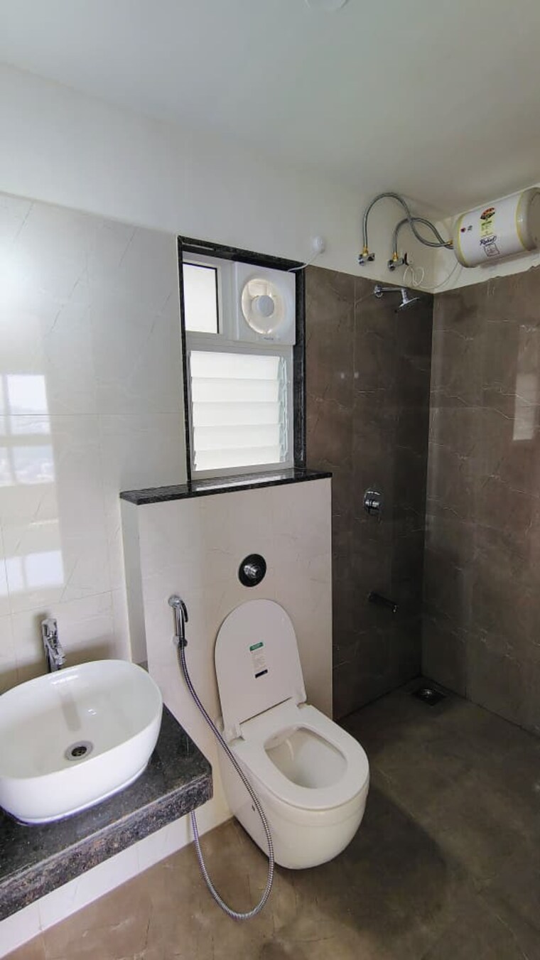 Bathroom, k-raheja-sterling 2 Bedroom 788 Sq.Ft. Apartment In Mohammadwadi Pune 9486192