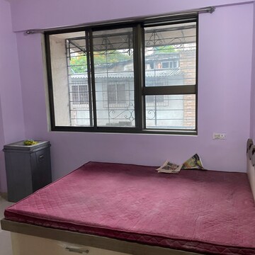 Room in 2.5 BHK Apartment at Gundecha Altura, Dockyard Colony – for Rent