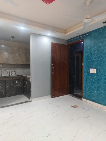 Room in 3 BHK Builder Floor at Shivalik Colony – for Sale
