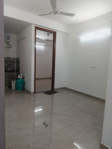 Room in 3 BHK Builder Floor at Shivalik Colony – for Sale