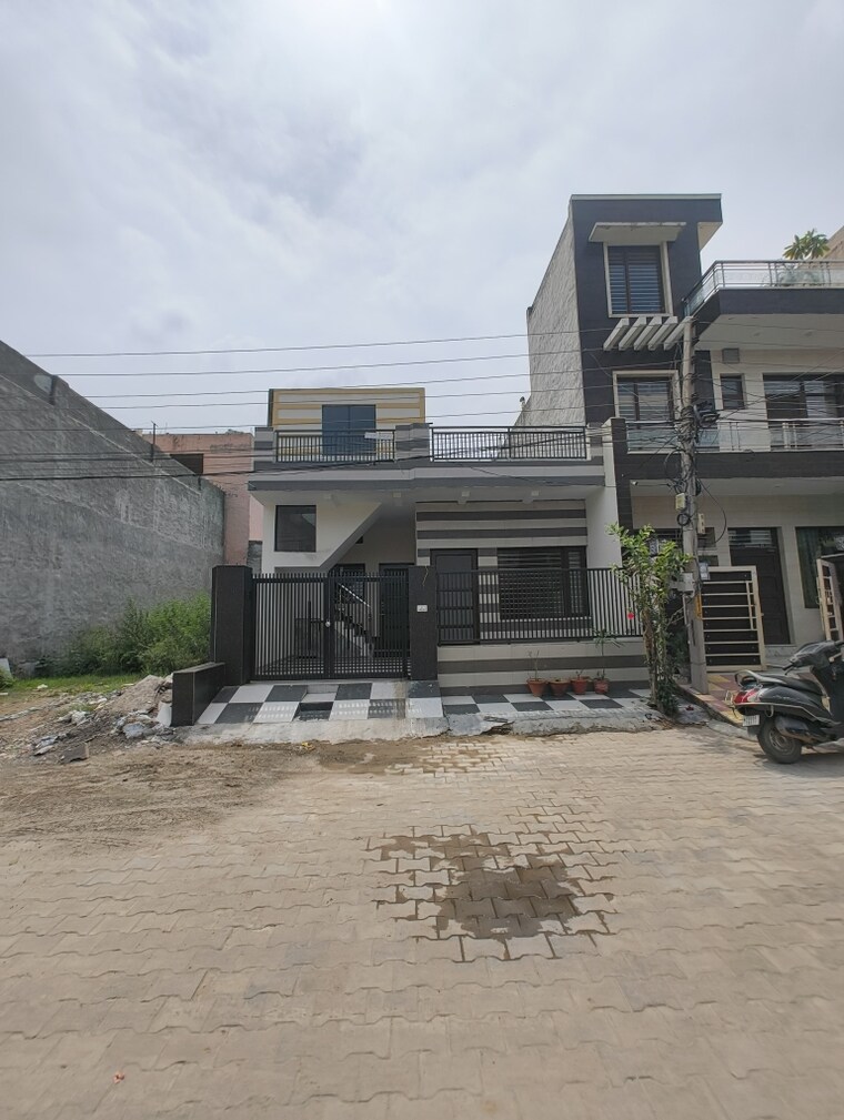 Exterior View, pabhat 2 Bedroom 146 Sq.Yd. Independent House In Pabhat Zirakpur 9486262