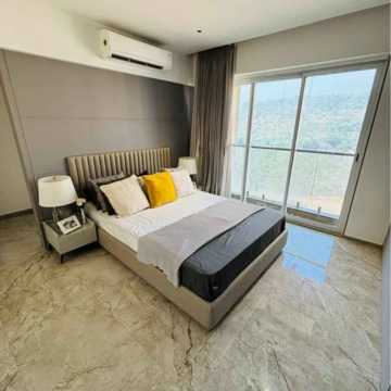 Bedroom in 2 BHK Apartment at Orchid Apartment Khar West, Khar West – for Sale