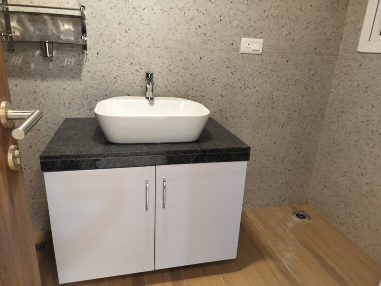 Bathroom, prestige-beverly-hills 3 Bedroom 1796 Sq.Ft. Apartment In Kokapet Hyderabad 9486305