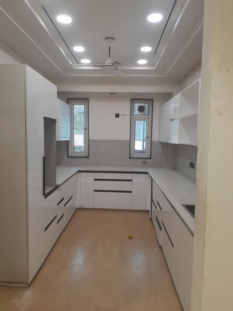 undefined, rohini sector 26 4 Bedroom 207 Sq.Mt. Builder Floor In Rohini Sector 26 Delhi 9486323