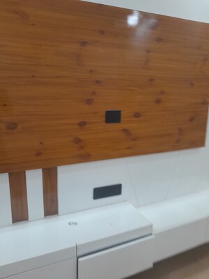 Furnished Amenities in 4 BHK Builder Floor at Rohini Sector 26 – for Rent