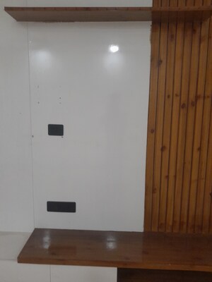 Room in 4 BHK Builder Floor at Rohini Sector 26 – for Rent