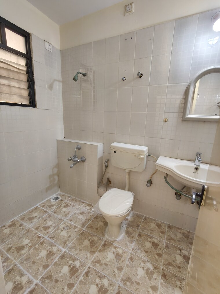 Bathroom, gopalan-royal-palms 2 Bedroom 1350 Sq.Ft. Apartment In Kaggadasapura Bangalore 9486334