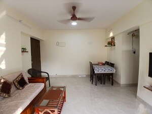 Living Room in 2 BHK Apartment at Vile Parle East – for Rent