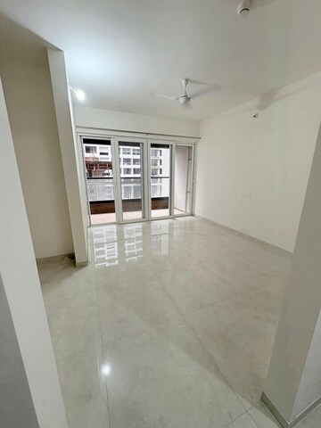 Room in 2 BHK Apartment at Majestique Marbella Phase 1, Kharadi – for Rent