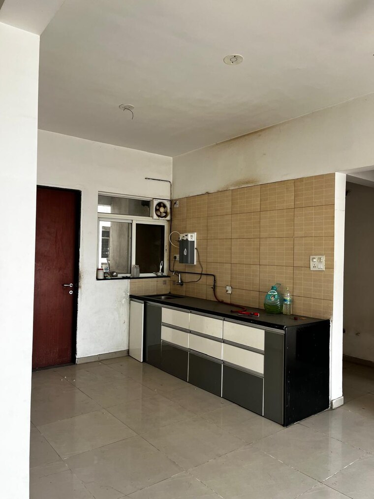 Kitchen, kolte-patil-life-republic 3 Bedroom 1512 Sq.Ft. Apartment In Hinjewadi Pune 9486377