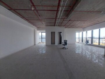 Room in  Office Space at Solitaire Business Hub Viman Nagar, Viman Nagar – for Sale