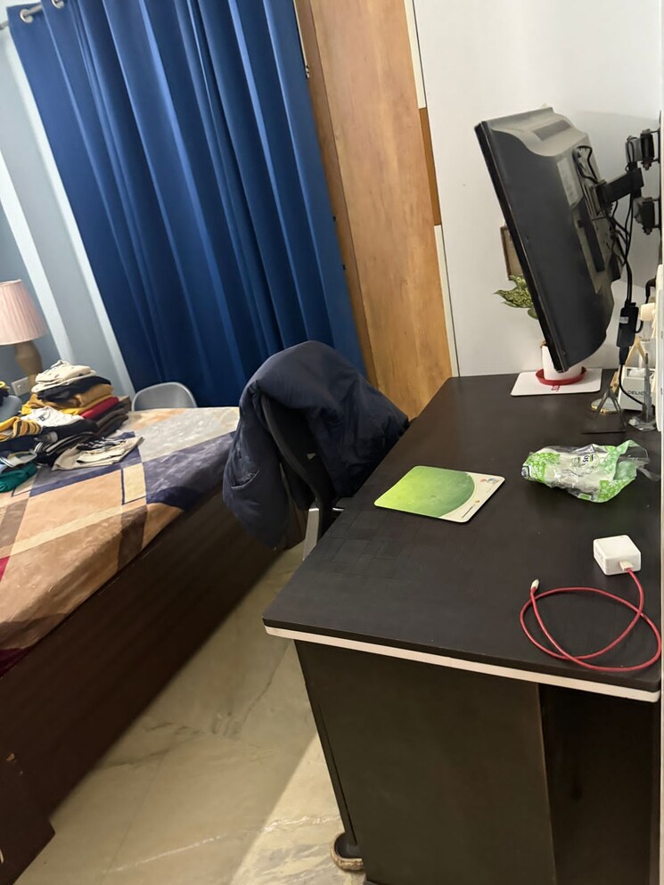 Gym, sector 57 3 Bedroom 1800 Sq.Ft. Builder Floor In Sector 57 Gurgaon 9486443