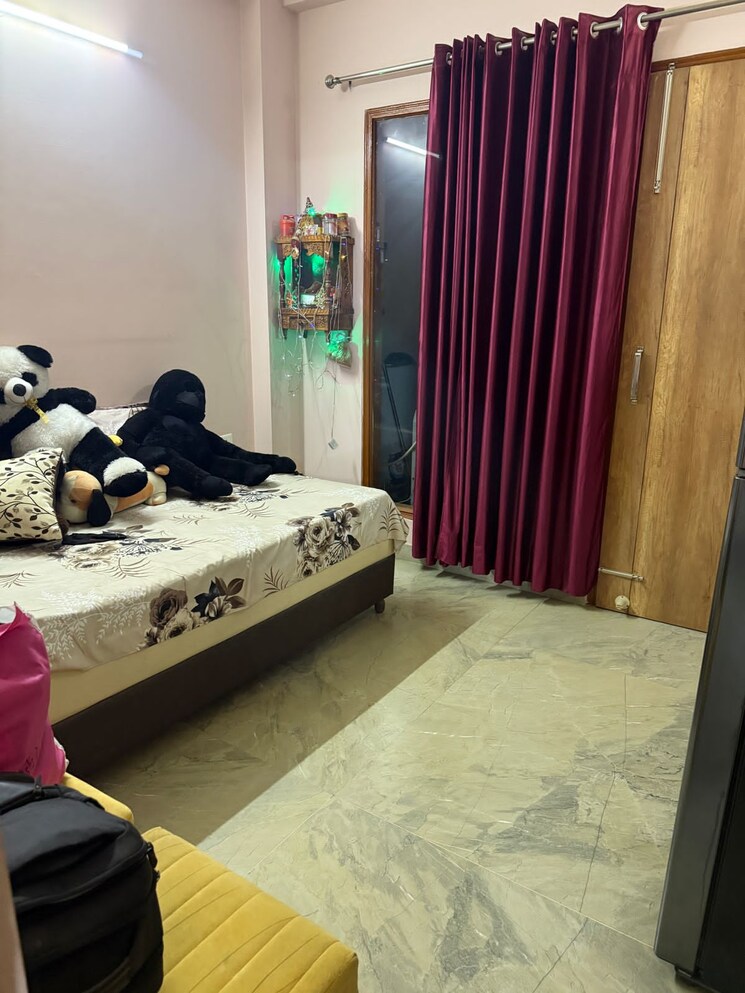 Bedroom, sector 57 3 Bedroom 1800 Sq.Ft. Builder Floor In Sector 57 Gurgaon 9486443