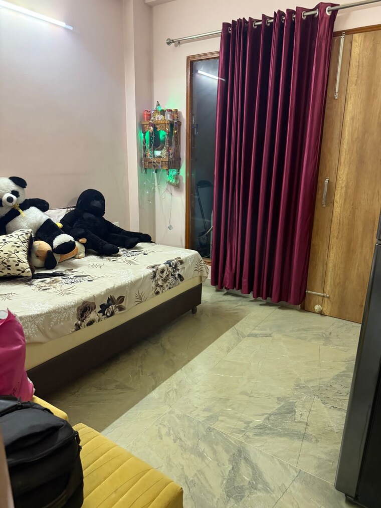 Bedroom, sector 57 3 Bedroom 1800 Sq.Ft. Builder Floor In Sector 57 Gurgaon 9486443