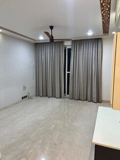 4 BHK + Servant Room Apartment For Sale in Central Park I