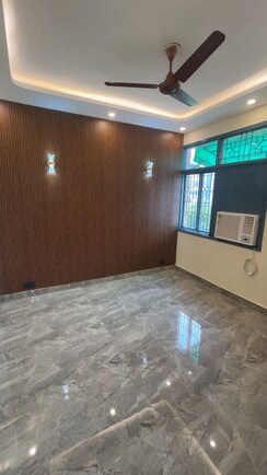 3 BHK + Servant Room Apartment For Sale in Unitech Uniworld City