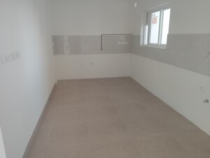 Room in 3 BHK Apartment at Prestige Beverly Hills, Kokapet – for Sale