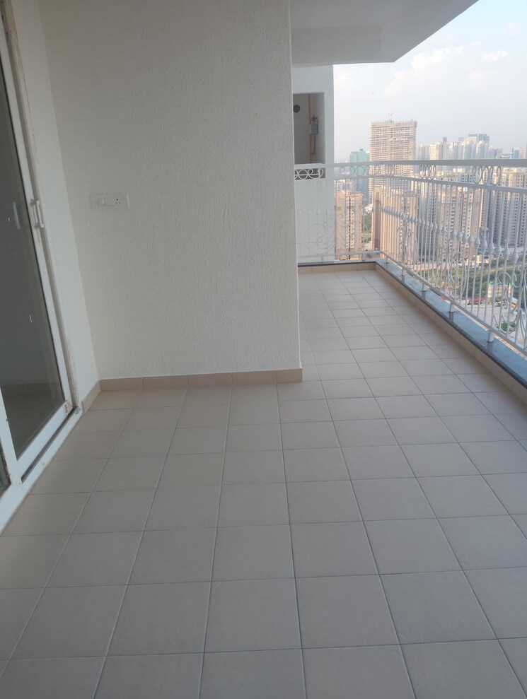 Balcony, prestige-beverly-hills 3 Bedroom 2124 Sq.Ft. Apartment In Kokapet Hyderabad 9486449