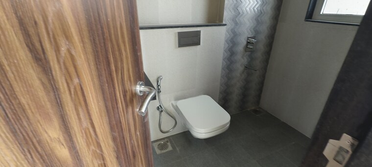 Bathroom, sheth-avante 1 Bedroom 465 Sq.Ft. Builder Floor In Kanjurmarg West Mumbai 9486479