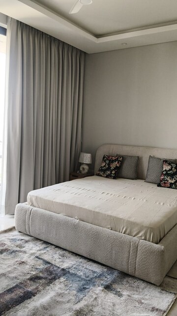 Bedroom in 1 BHK Apartment at Hiranandani Maple, Powai – for Rent