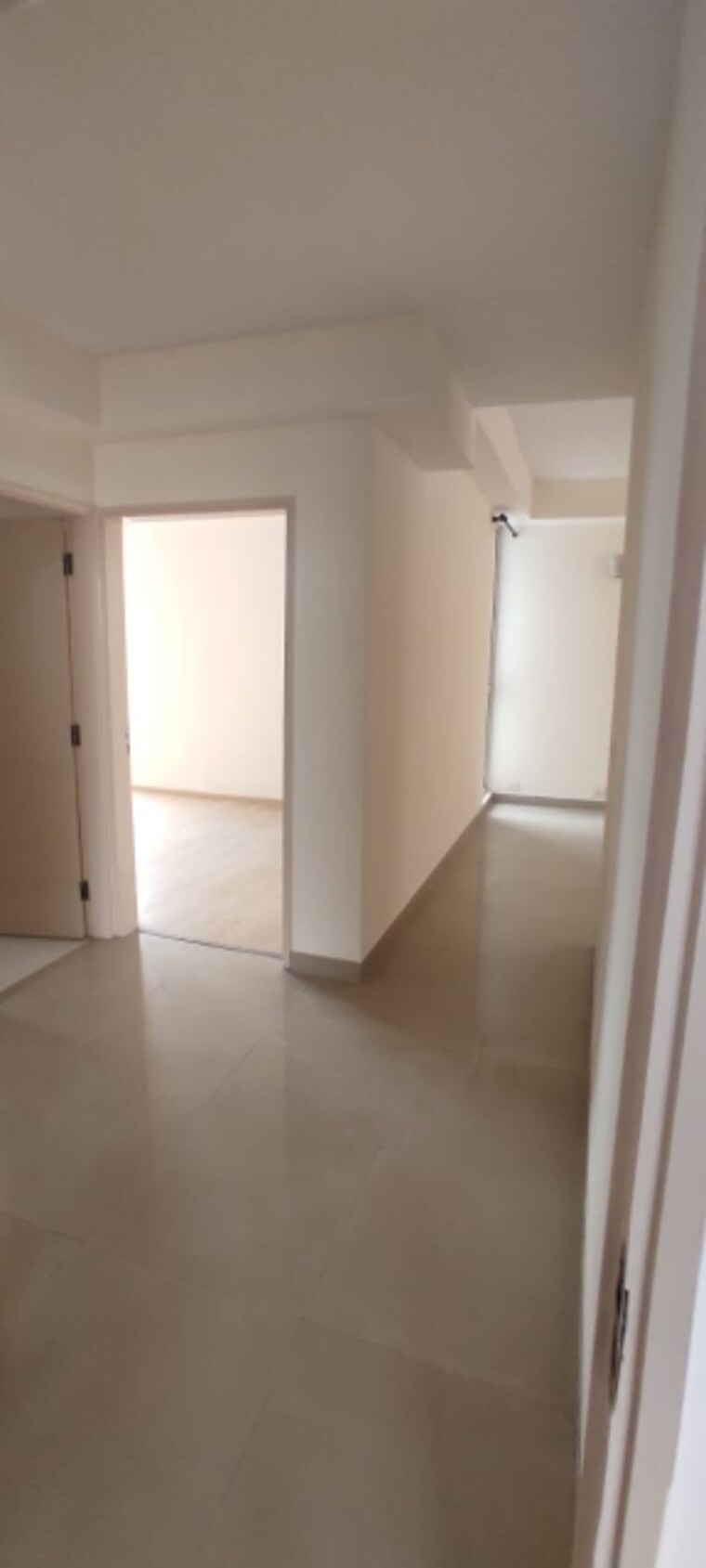 Room, ardee-city-palm-grove-heights 3.5 Bedroom 1700 Sq.Ft. Apartment In Sector 52 Gurgaon 9486507