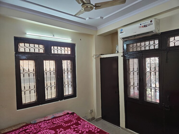 Bedroom, dilshad colony 2 Bedroom 750 Sq.Ft. Builder Floor In Dilshad Colony Delhi 9486594