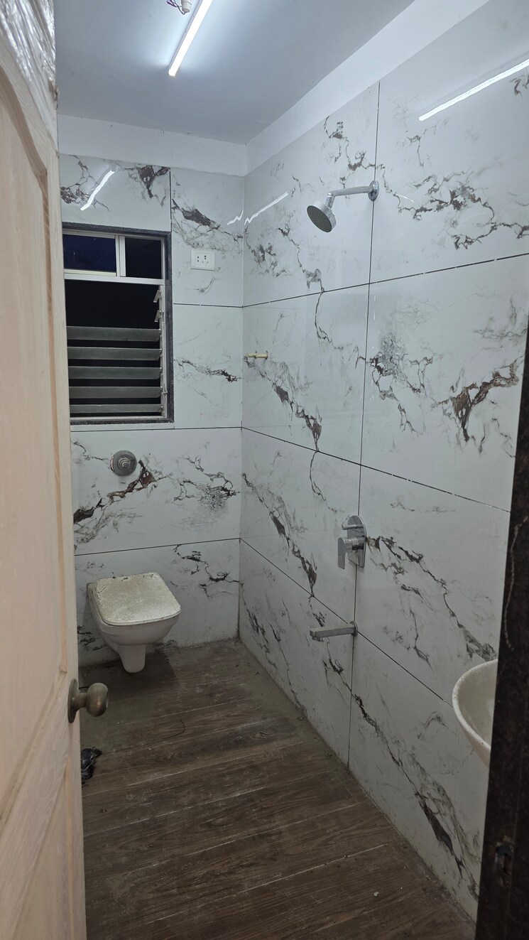 Bathroom, white-flower-residency 2 Bedroom 900 Sq.Ft. Apartment In Kamathipura Mumbai 9486623