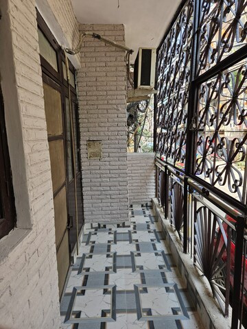 Balcony in 2 BHK Builder Floor at Dilshad Colony – for Sale