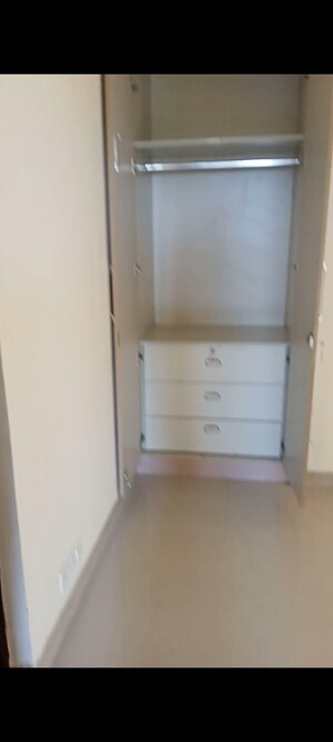 Furnished Amenities in 3 BHK Apartment at Ansal Estella, Sector 103 – for Rent