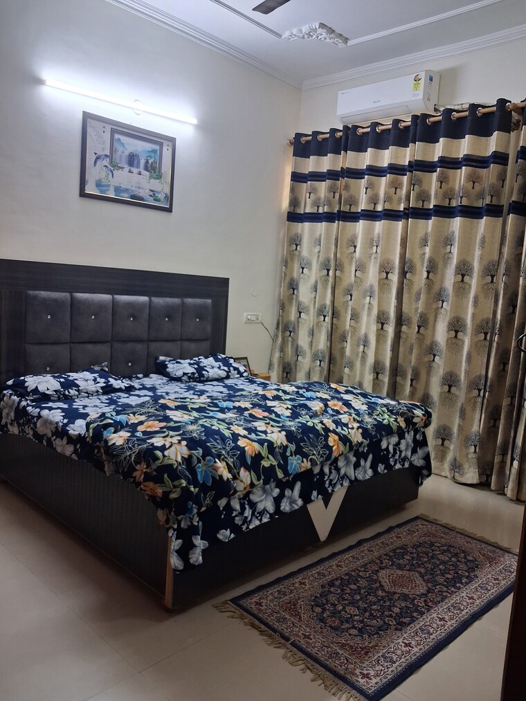 Bedroom, ms-enclave-zirakpur 5 Bedroom 2250 Sq.Ft. Independent House In Dhakoli Zirakpur 9486690