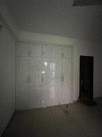 3.5 BHK + Pooja Room 2000 Sq.Ft. Apartment in Crossing Republik