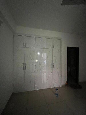 3.5 BHK Apartment For Rent in Crossing Republik, Crossing Republic