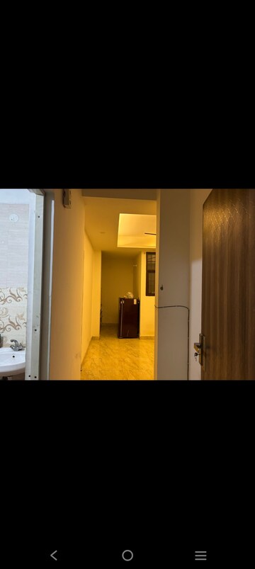 Room in 1 BHK Builder Floor at Saket – for Rent