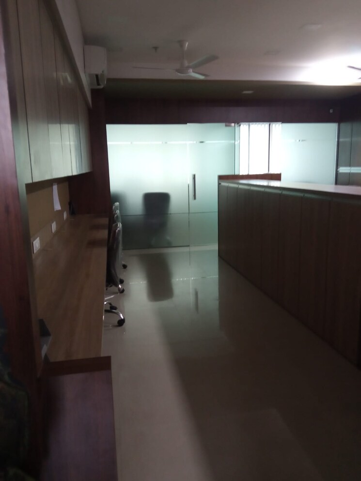 Team Area, gajra-g-square-business-park Commercial Office Space 1050 Sq.Ft. In Vashi Sector 30a Navi Mumbai 9486740