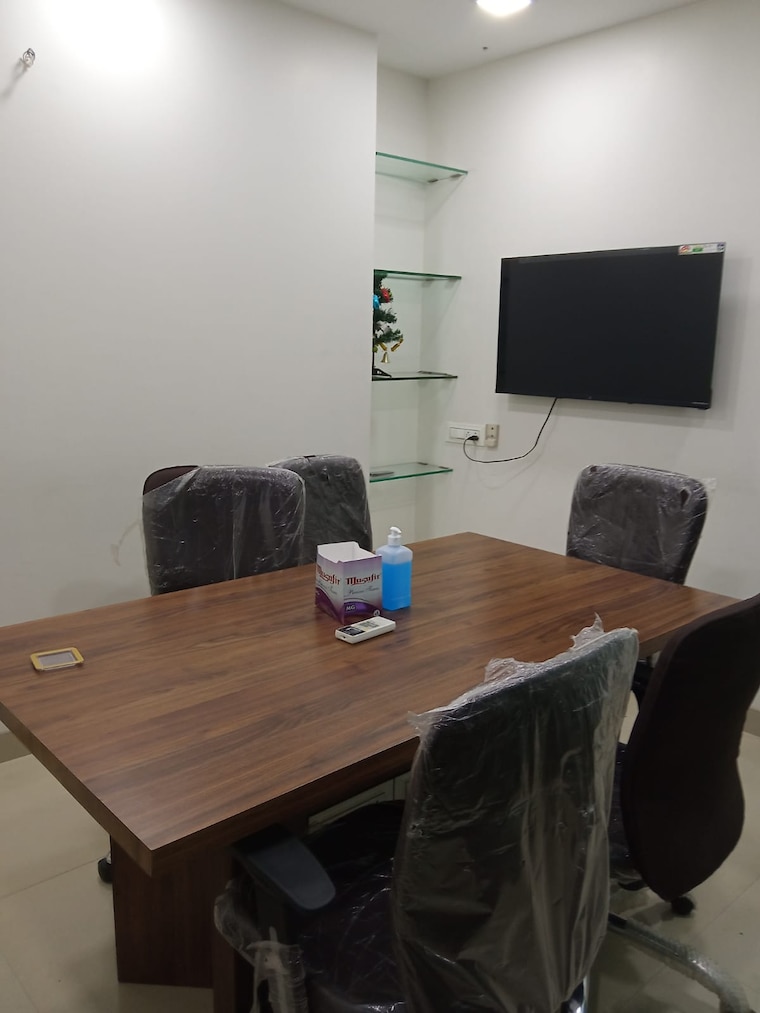 Team Area, gajra-g-square-business-park Commercial Office Space 1050 Sq.Ft. In Vashi Sector 30a Navi Mumbai 9486740