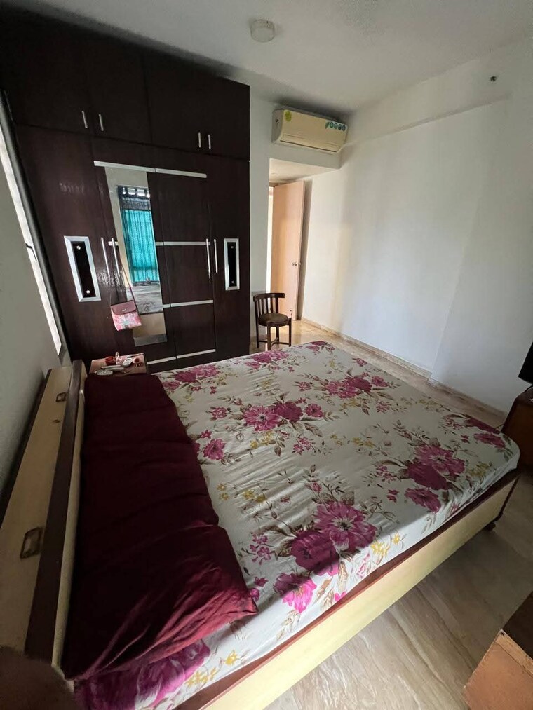 Bedroom, sheth-chopra-shanti-lifespaces-2 2 Bedroom 1060 Sq.Ft. Apartment In Nalasopara East Palghar 9486768