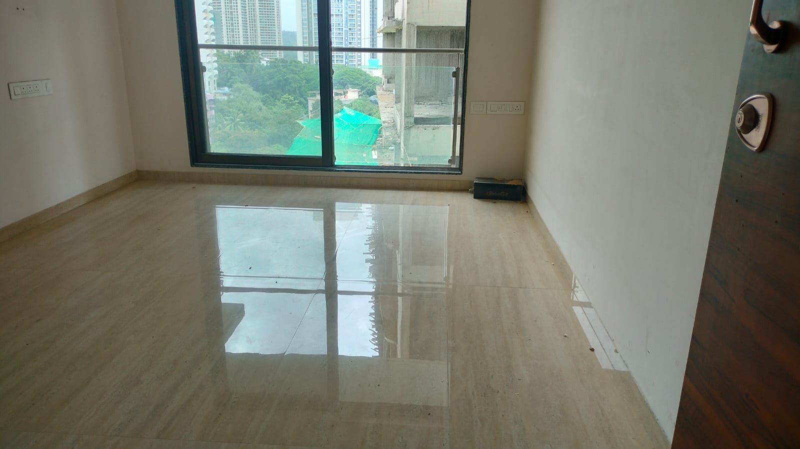 1 BHK Apartment For Sale in Je And Vee Om Trimurti